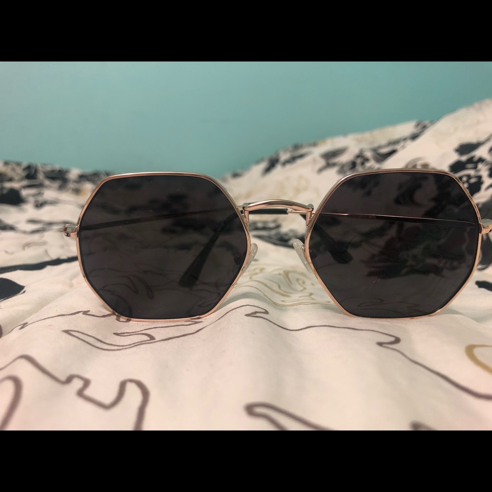 Sunglasses -Hexagon lenses